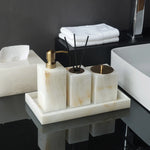 Accessoire de salle de bain en onyx blanc - Vignette | Maison Solenne