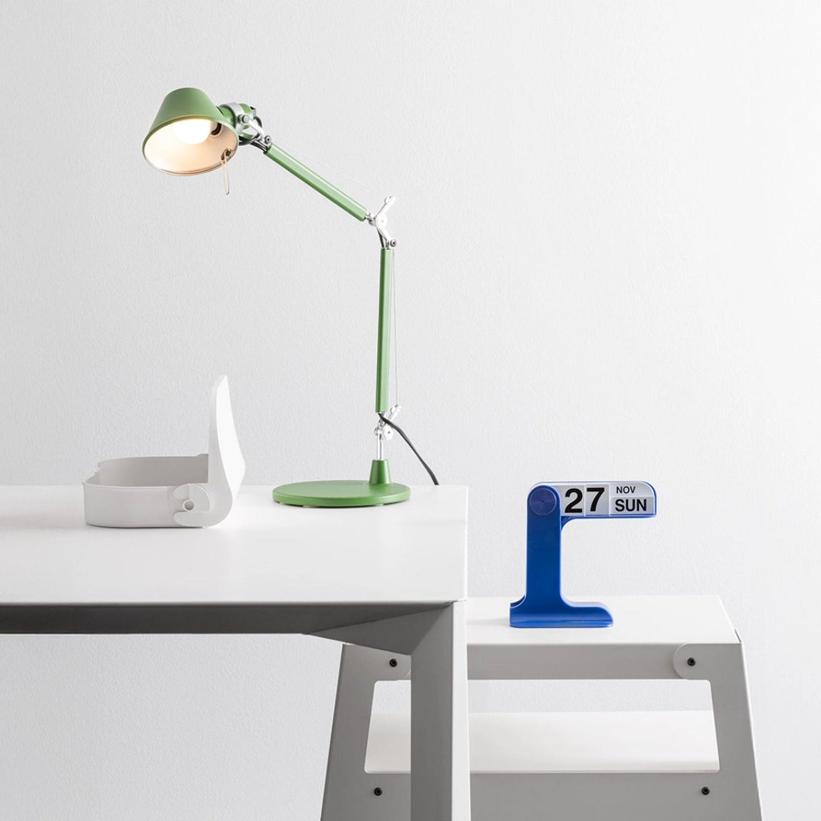 Lampe de Bureau Design Compacte Tolomeo Micro Color Matte – Lampe Bureau LED avec Bras Articulé et Tête Orientable 1